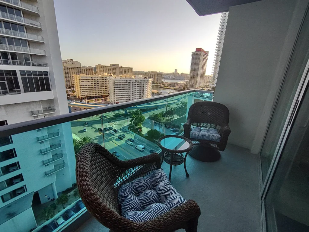 balcony south 2